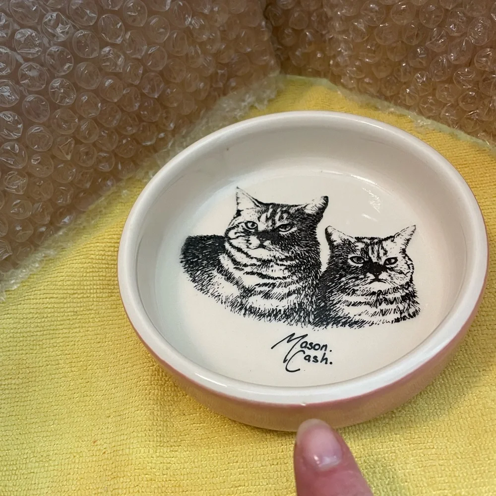 Cat Bowl by Mason Cash. Pink and white